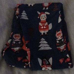 OS Lularoe Christmas woodland creatures leggings.